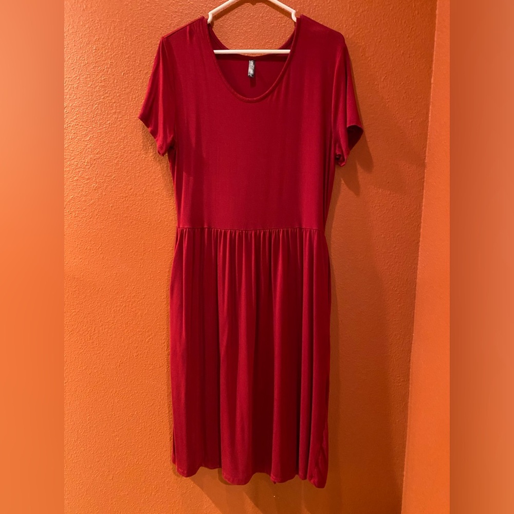 Brand new burgundy colored dress. XL (true to size)